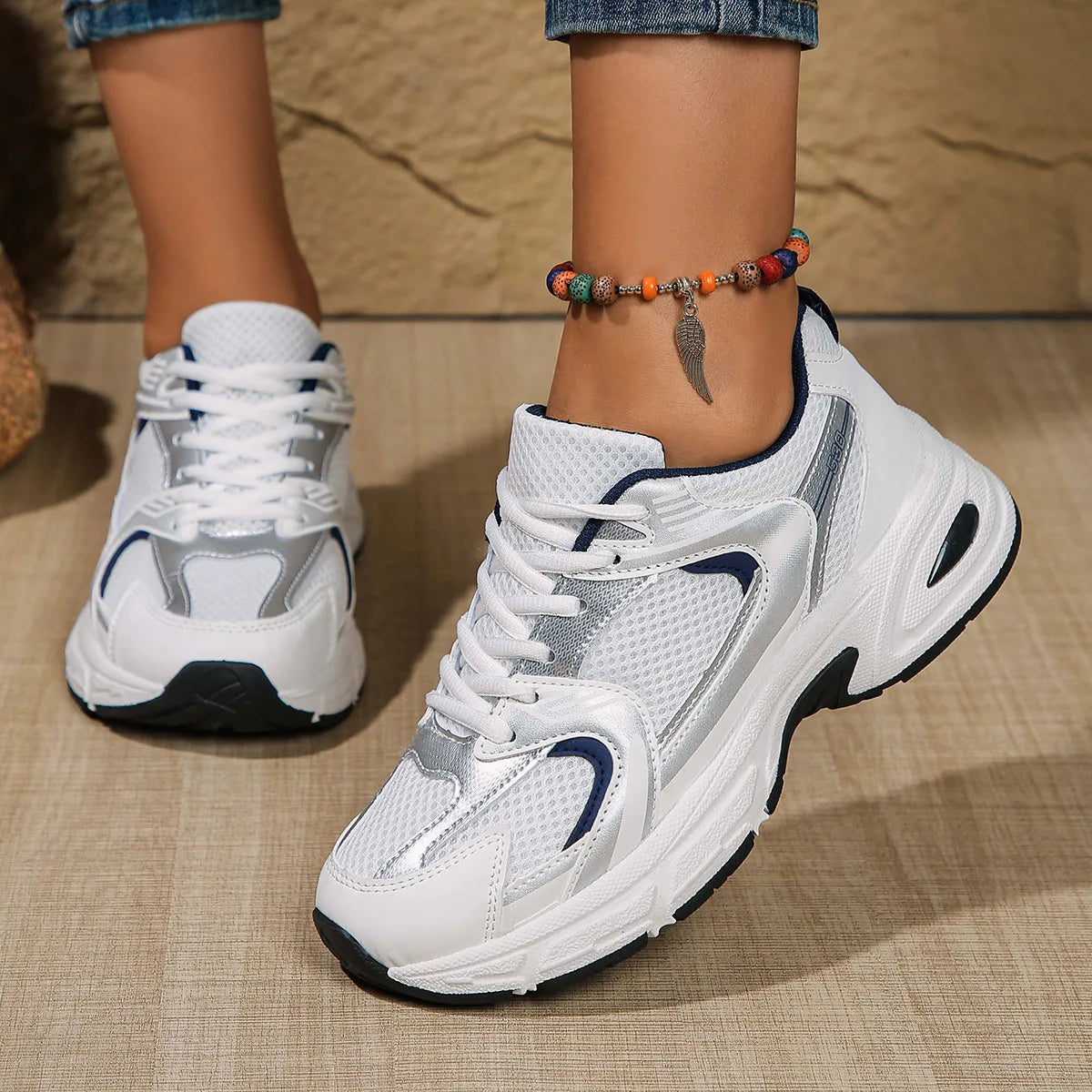 Lightweight Sports Running Shoes for Women 2026 Spring New Mesh Campus Style Forrest Gump Daddy All-match Casual Trendy Shoes