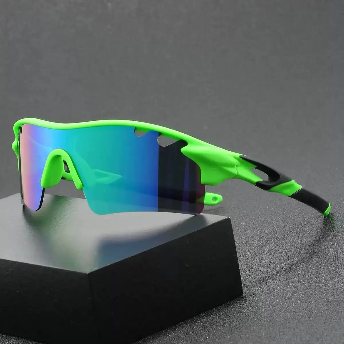 Men and Women Cycling Glasses Mens Sunglasses for Men Outdoor Eyewares Sports Sun Glasses Multi Color Lens Unisex Glasses