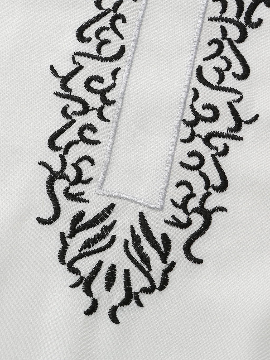 2025 New Men's Luxury White Muslim Moroccan Style Abaya Classic Embroidered Long Sleeve Formal Wear Islamic Arabic Thobe