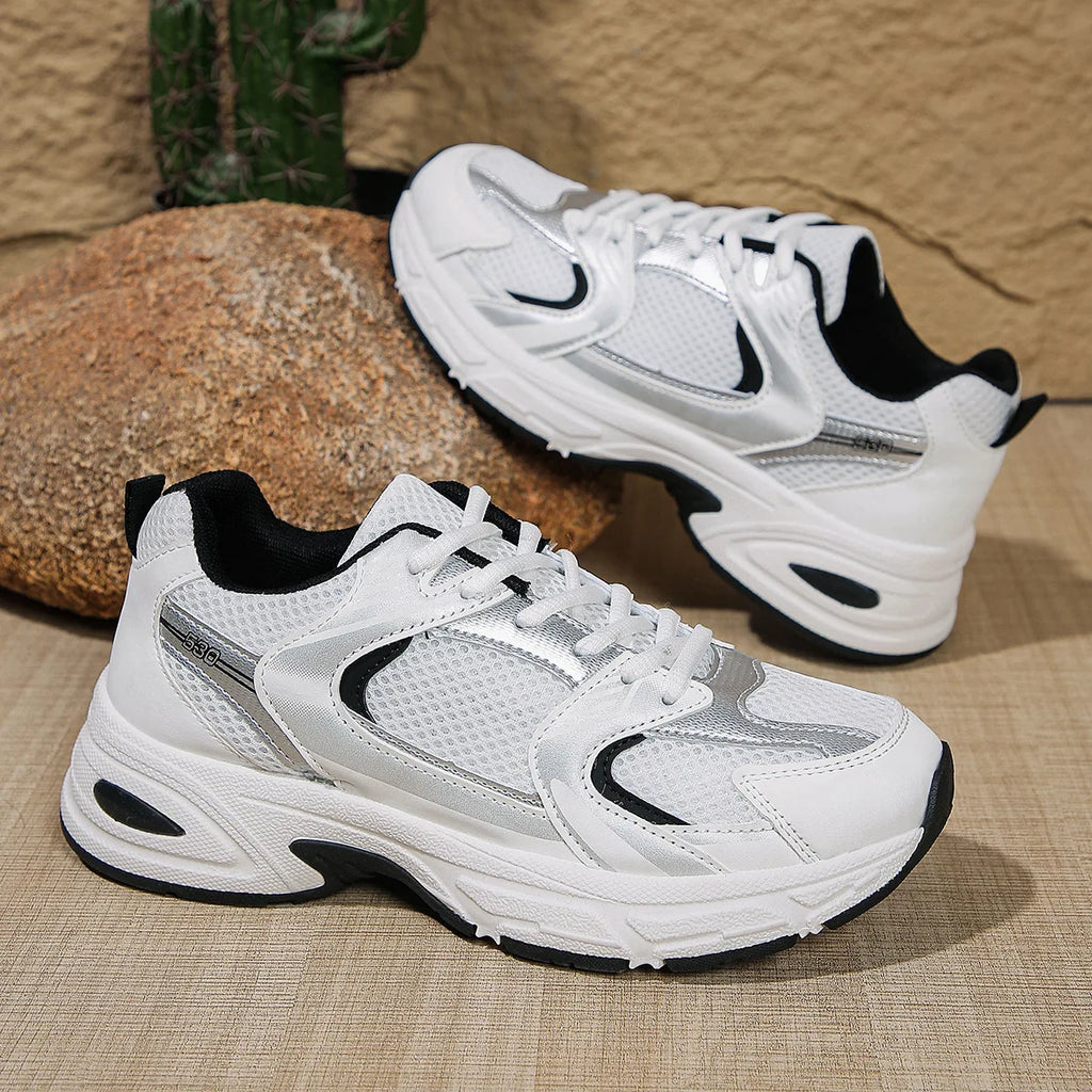 Lightweight Sports Running Shoes for Women 2026 Spring New Mesh Campus Style Forrest Gump Daddy All-match Casual Trendy Shoes